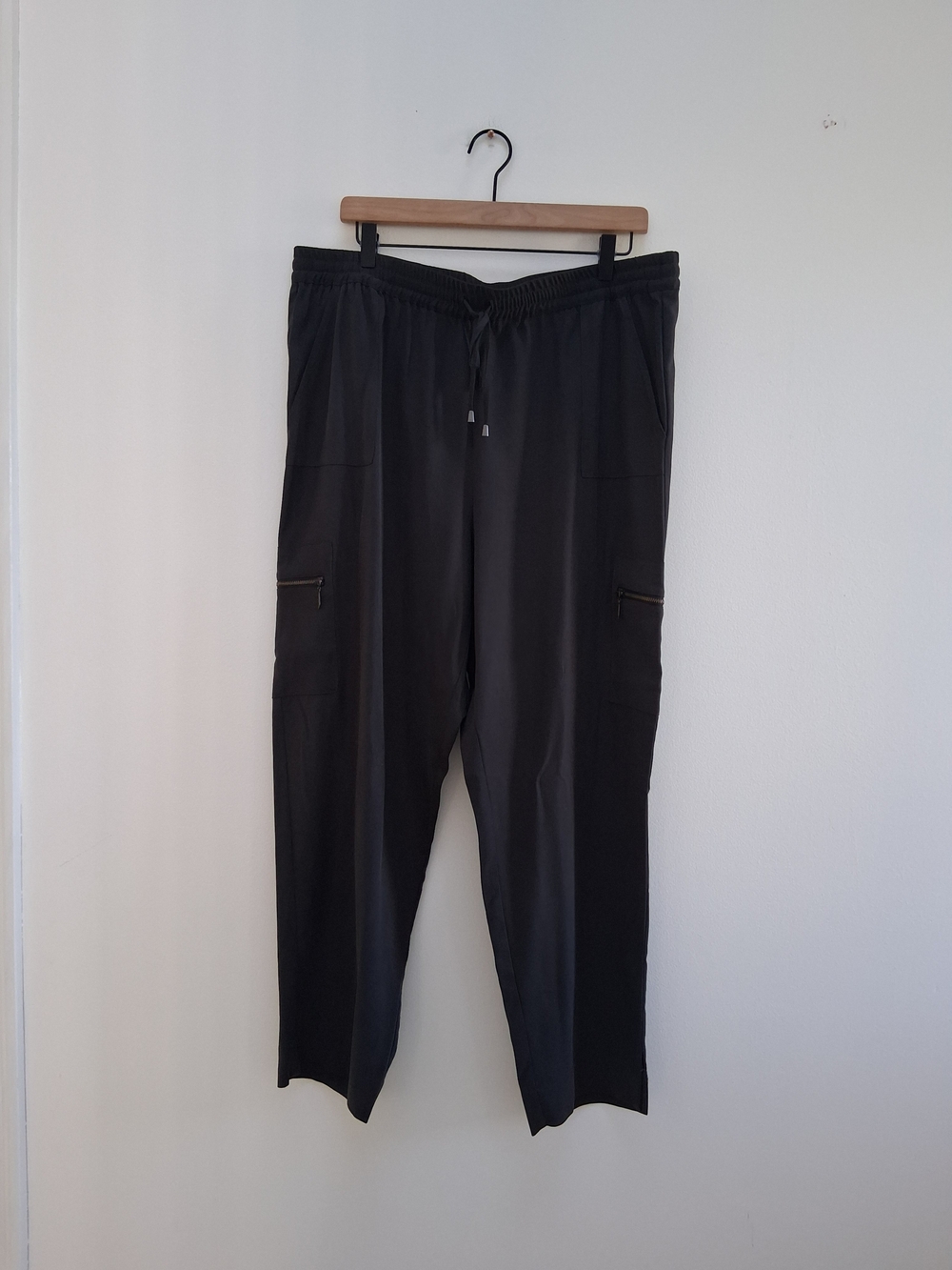 Soft Surroundings Black Women's Pull On Soft Cargo Silk Drawstring Pants Size XL